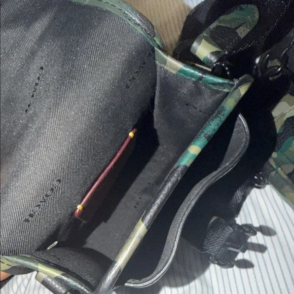 Coach Camouflage Green and Black Messenger Bag - Picture 2 of 3